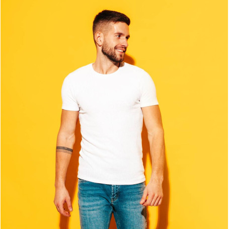 Camiseta Masculina branca básica